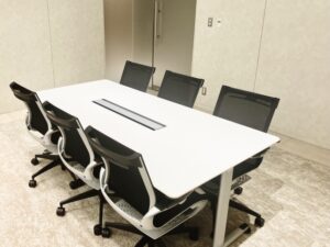 展示会のテーマ・目的に合わせた什器の選び方