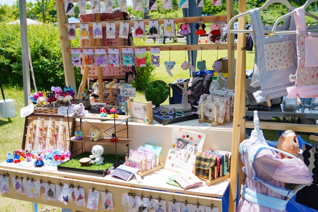 マルシェ出店成功ガイド｜初心者必見の準備リストから売上アップの接客術まで